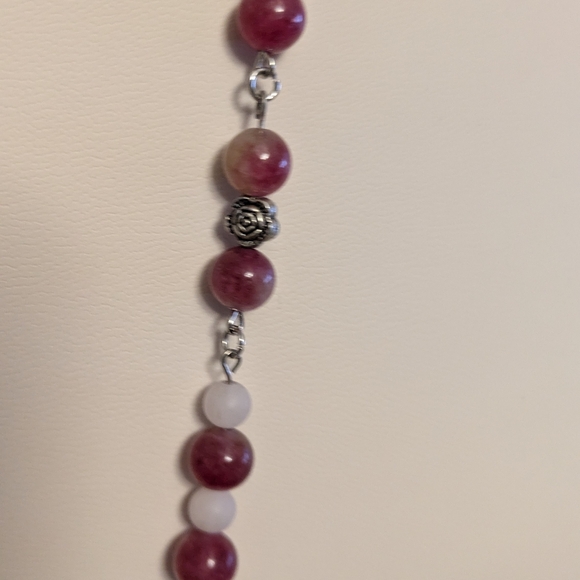 Rose Quartz Pendant and Necklace Handmade - Picture 3 of 10